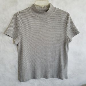 Vol-Com mock turtleneck crop top